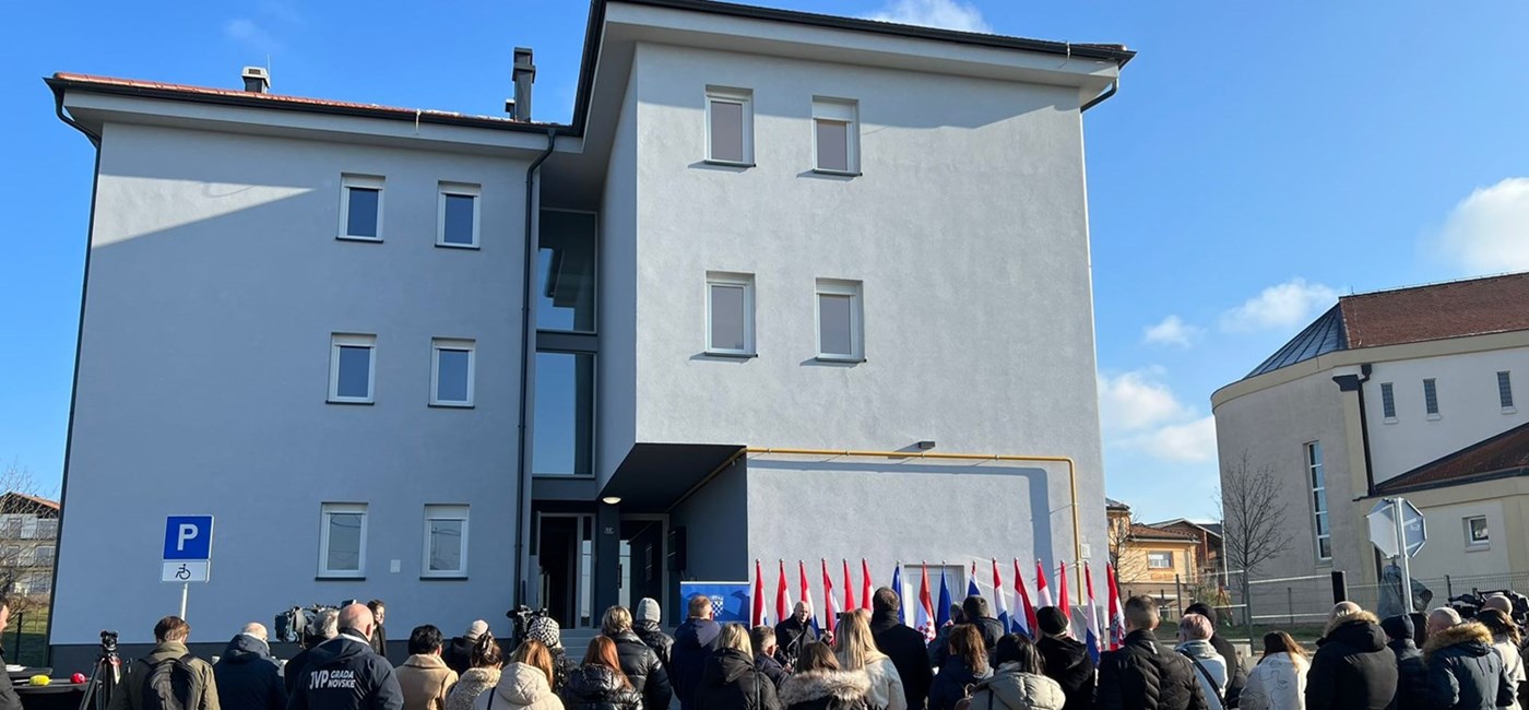 Novska dobila 20 novih stanova nakon 30 godina, u obnovu uloženo 1,3 milijarde eura